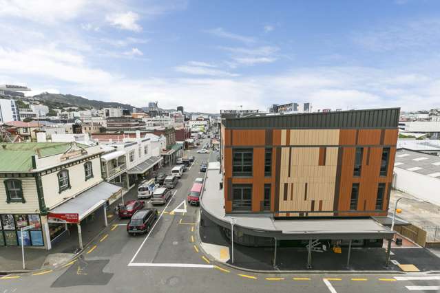 2c/51 Webb Street Mount Cook_1