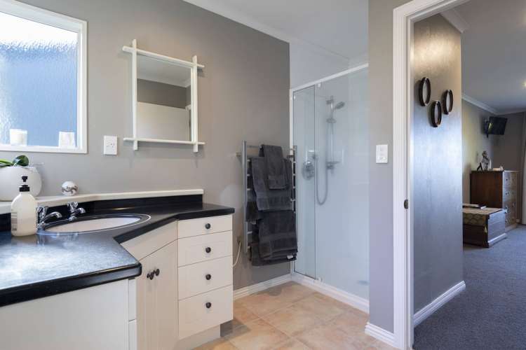 23 Links View Drive Omokoroa_11