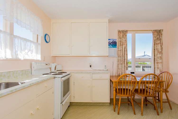 19 Seadown Crescent Amberley_3