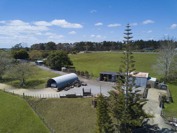 15 Pairatahi Road Kaingaroa_2