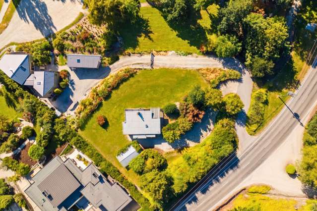 57 Arrowtown-Lake Hayes Road Lake Hayes_2