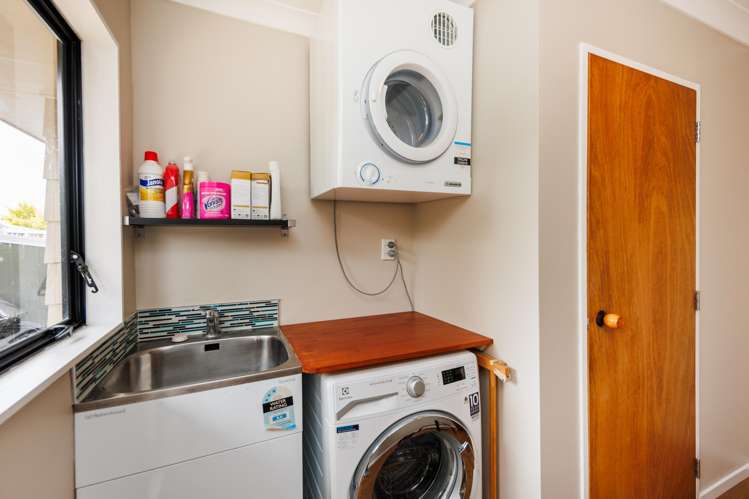 15 Mountfort Grove Feilding_24