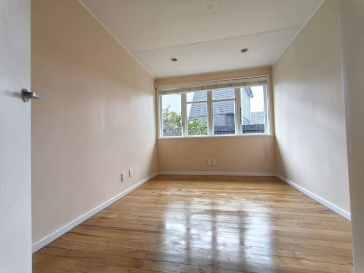 20 Pirangi Street Point England_9