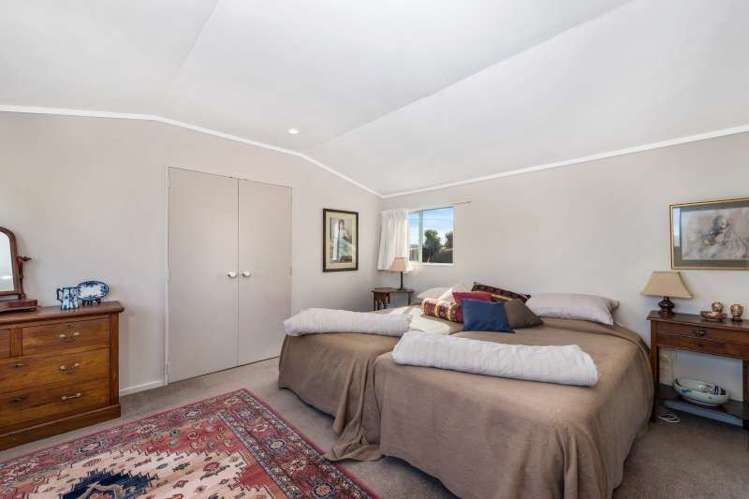 2/89 Harvey Street Waipahihi_12