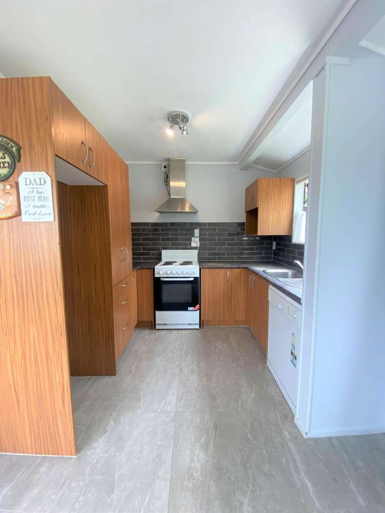 75A Rosier Road Glen Eden_8