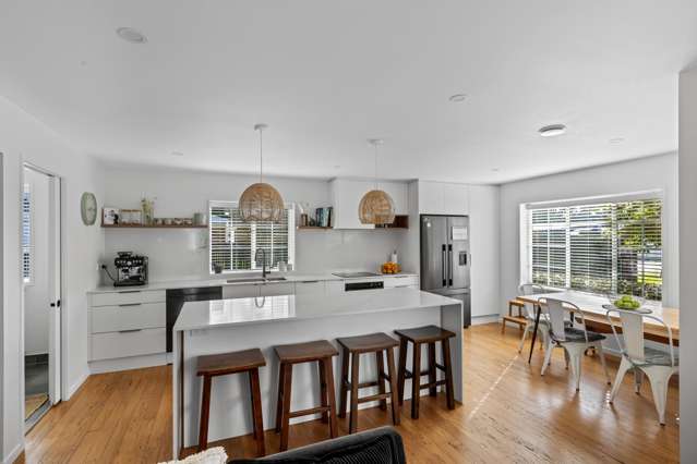 40 Walton Street Red Beach_1