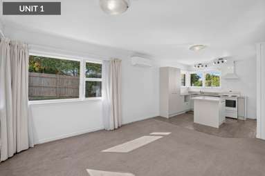 1&2/51 Felton Matthew Avenue_3