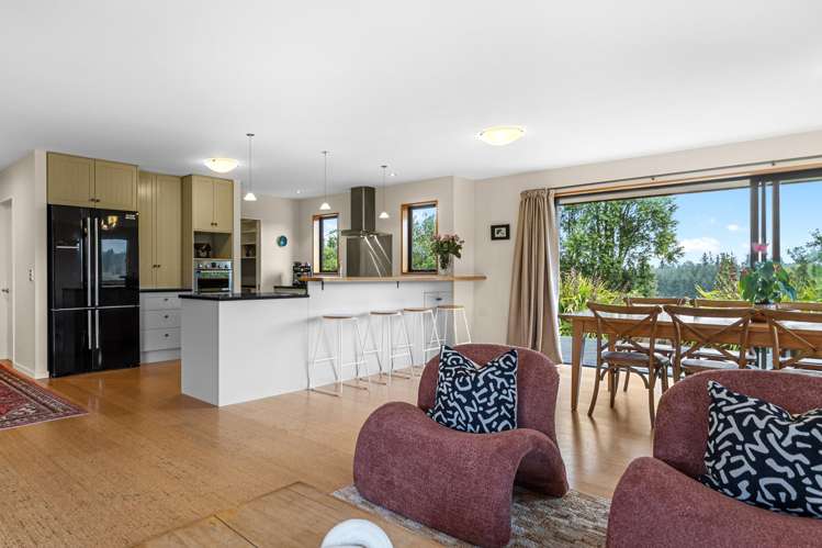 12 Makerikeri Road_1