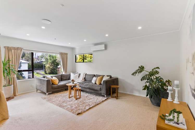 1/964 Beach Road Torbay_11