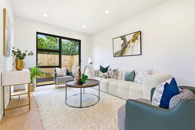 Modern 4 Bed Home, Prime Silverdale