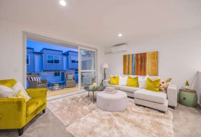 8/70a Barrack Road Mount Wellington_4