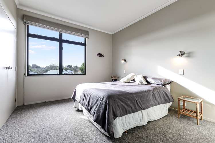 13 Sycamore Place Pukete_19