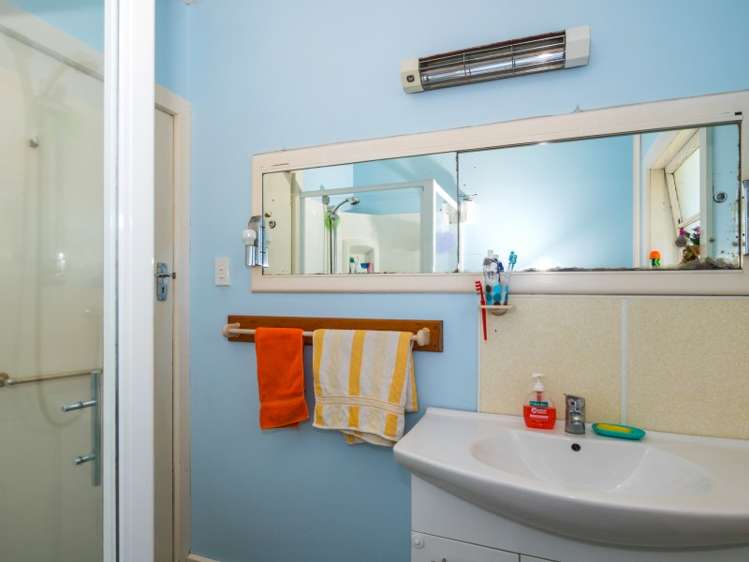 9 Marchwiel Street Marchwiel_12