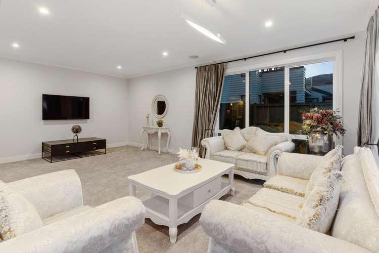 13 Milano Boulevard Karaka_12