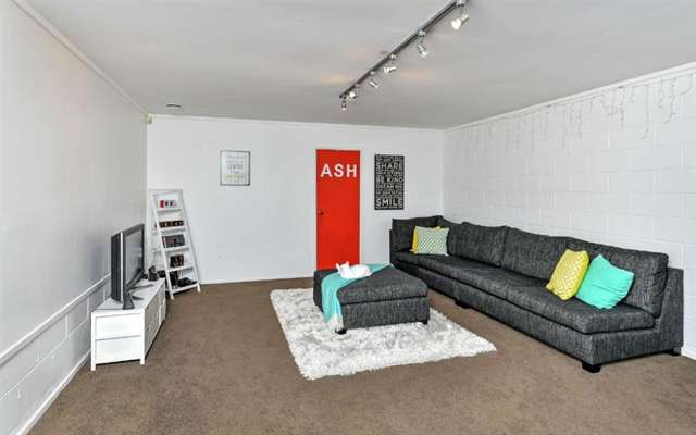 1/305 East Coast Road Mairangi Bay_1