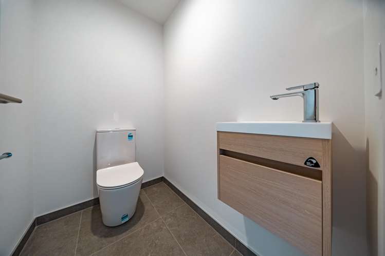 47 Accadia Dr Rolleston_32