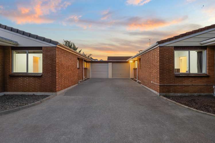 1&2/110 Celtic Crescent Ellerslie_9