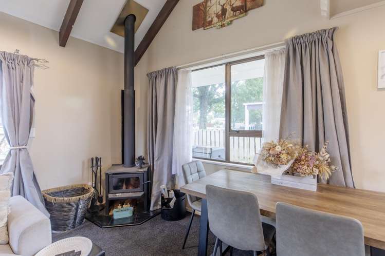 1 Rea Grove Turangi_8