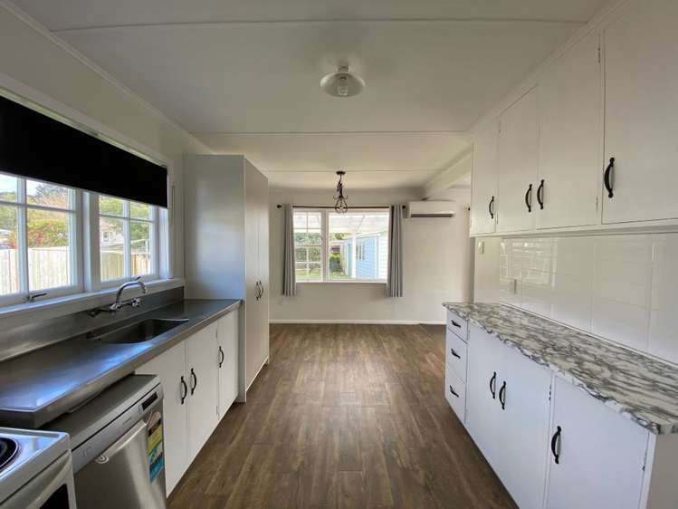 323 Wellington Road Wainuiomata_3