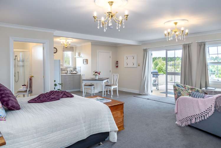 176 State Highway 53 Featherston_17