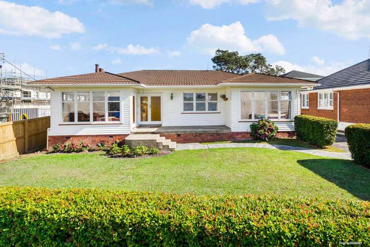 24 James Laurie Street Henderson_1