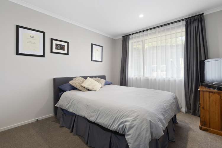 26 Drower Glen Flagstaff_14