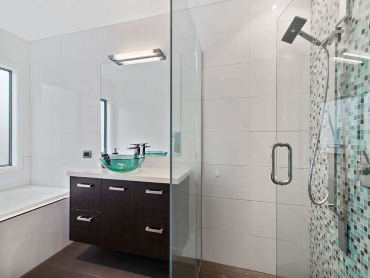 17 Ernest Kemp Rise Wharewaka_13