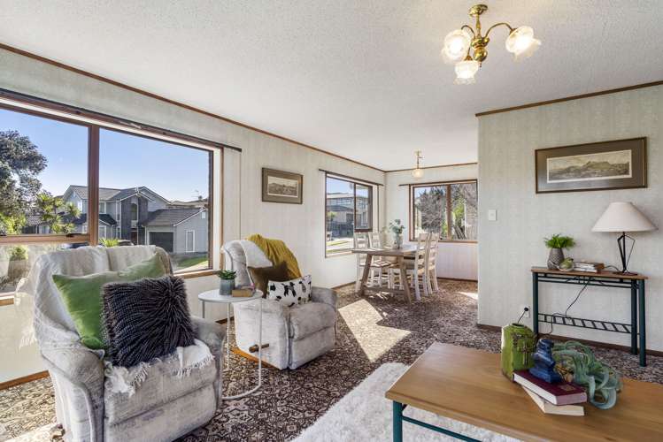 1/27 Sea Spray Drive Bucklands Beach_5