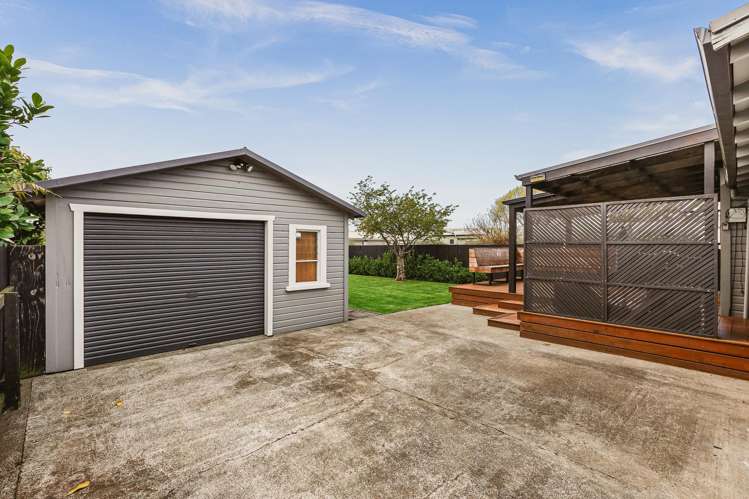 810 Queen Street East Parkvale_9
