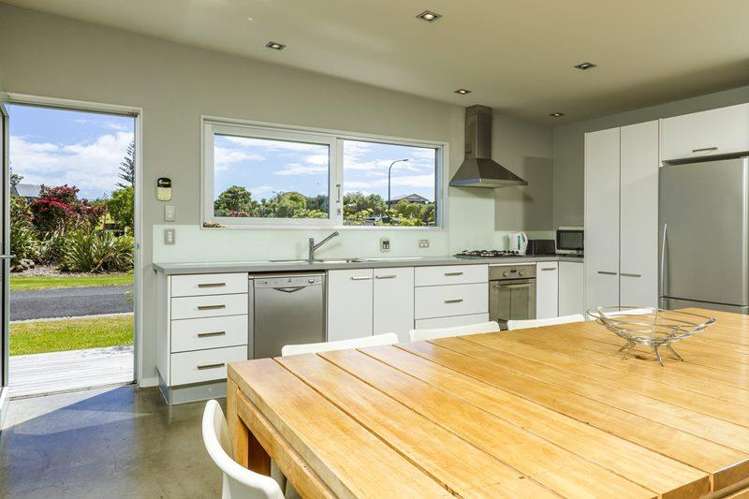 109 Adams Road Whangapoua_9