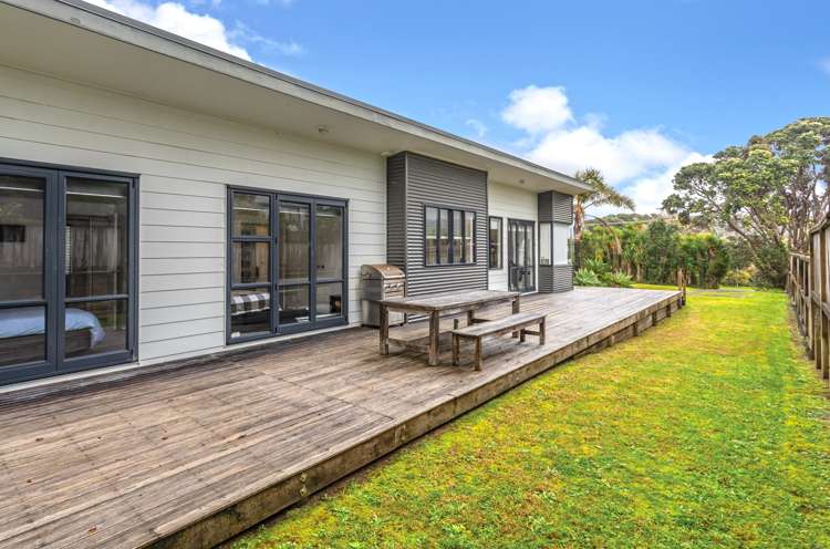 146 Ocean Beach Road Tairua_17