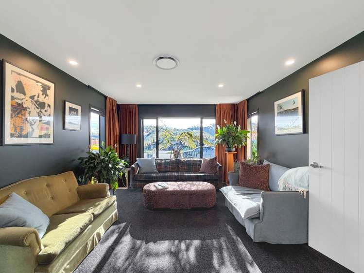 6 Gilligan Close 1201_13