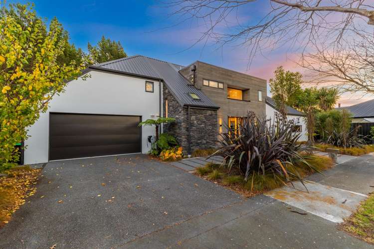 9 Tanu Place Parklands_13