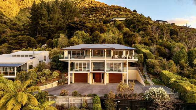 A harmony of light, space and cinematic views