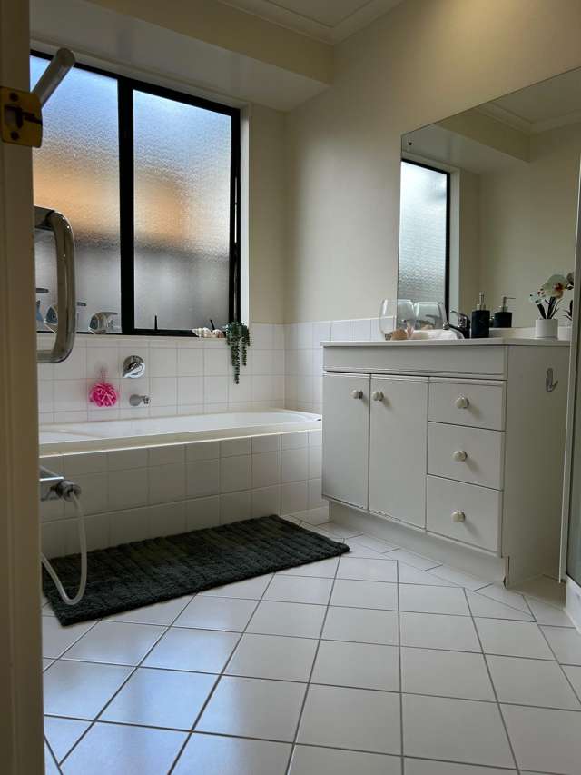 3/57 Whitford Road Howick_4