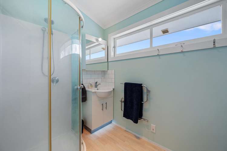 13 Karaka Street Helensville_16