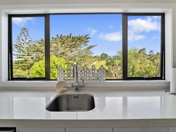 16 Okura River Road Okura_6