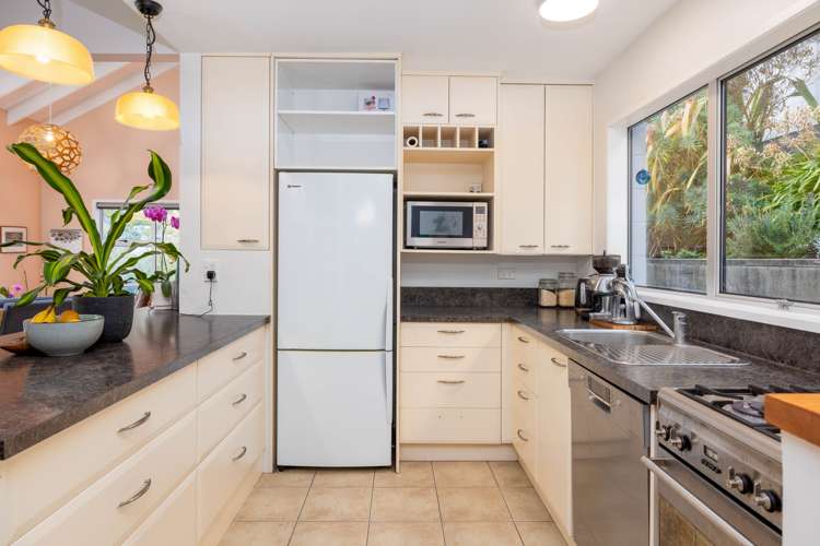 19 Foster Terrace Lyttelton_8