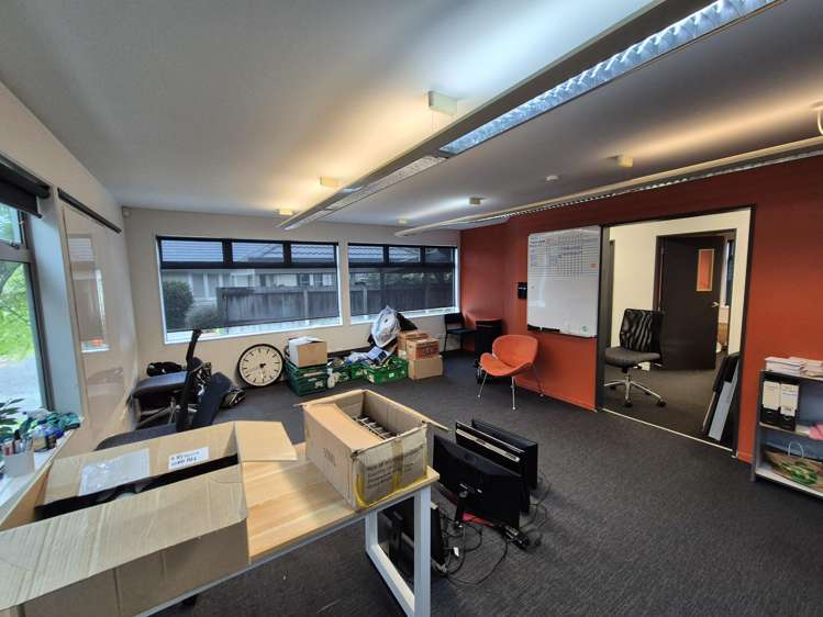 1/118 Lincoln Road Henderson_8