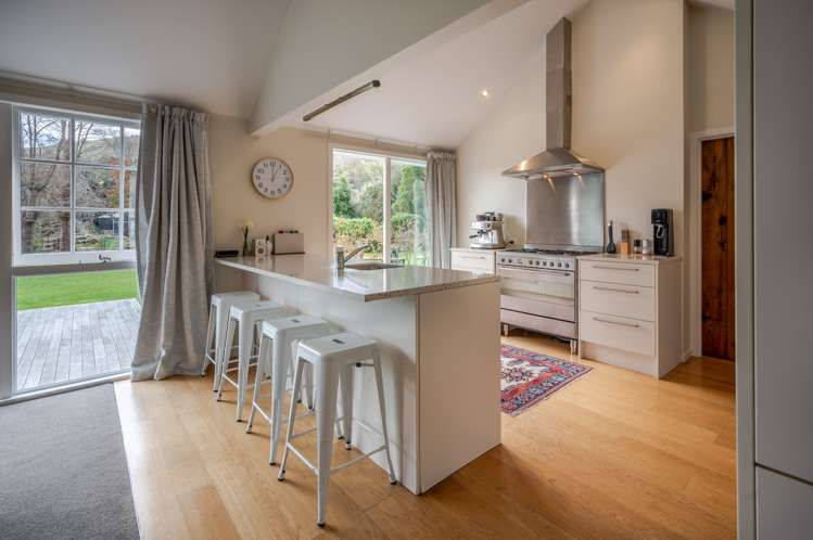 8 Takamatua Bay Road Takamatua_9