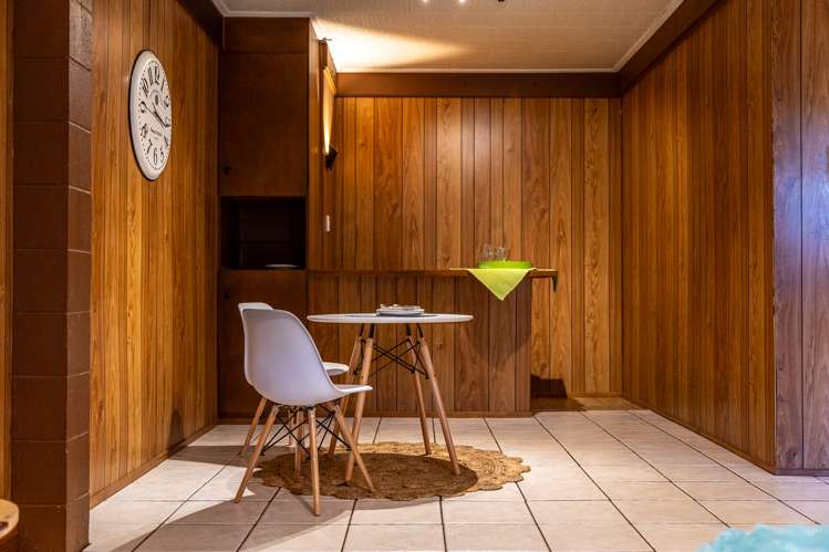 6 Bernard Street Chedworth_37