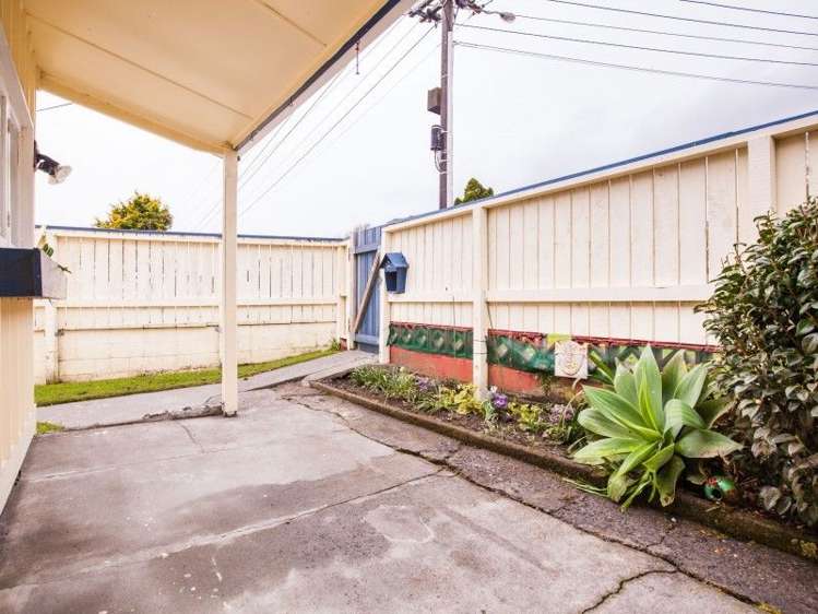 210a Tukapa Street Westown_8