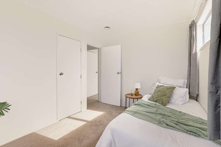 154 Brecon Road Stratford_10