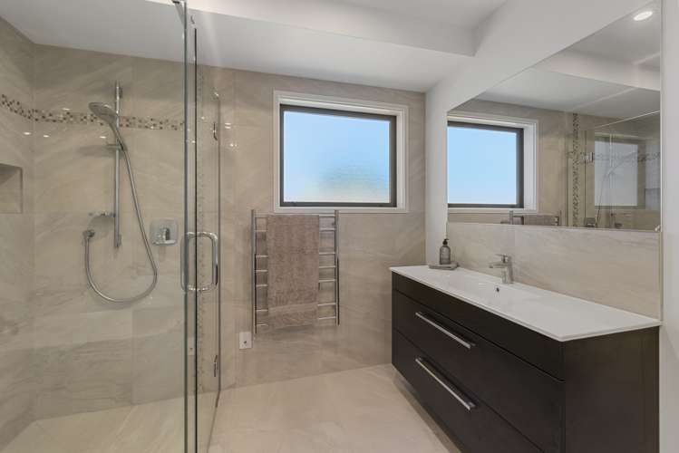 34 Roore Street Foxton Beach_16