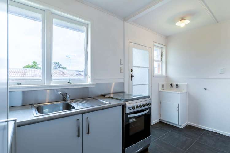 1/2 Crossfield Road Glendowie_11