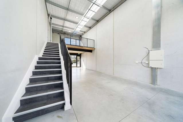 4/90 Hobsonville Road Hobsonville_1
