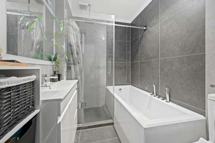 47/1 Ambrico Place New Lynn_12