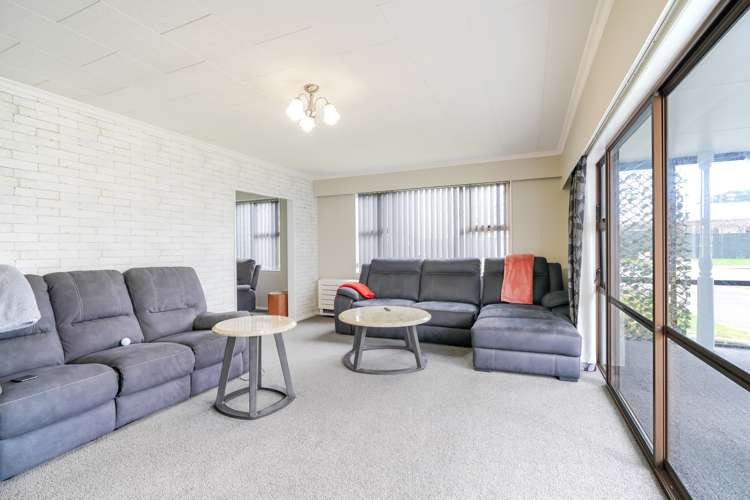 8 Myers Street Waikiwi_9