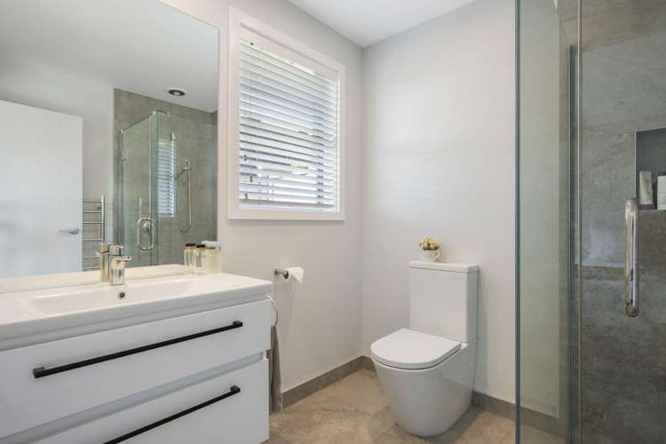 44 Augusta Rise Omokoroa_15