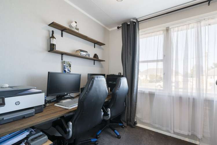 13 Collins Crescent Feilding_7